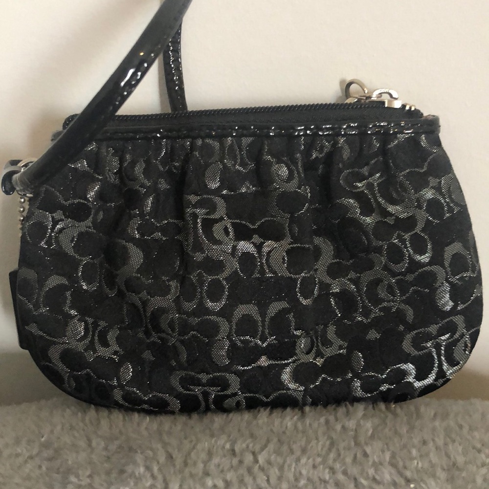 Coach wristlet - Picture 2 of 2